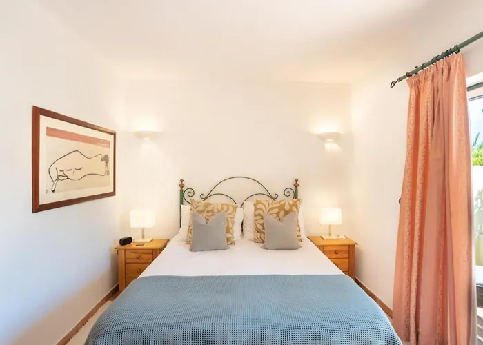 32 Castelo Casa Figueira - Great Townhouse