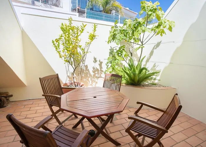 Holiday home 32 Castelo Casa Figueira - Great Townhouse