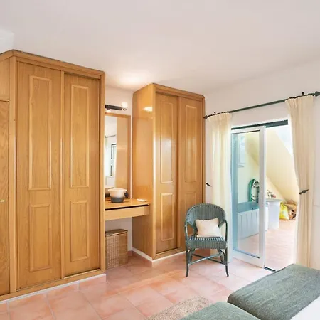 32 Castelo Casa Figueira - Great Townhouse