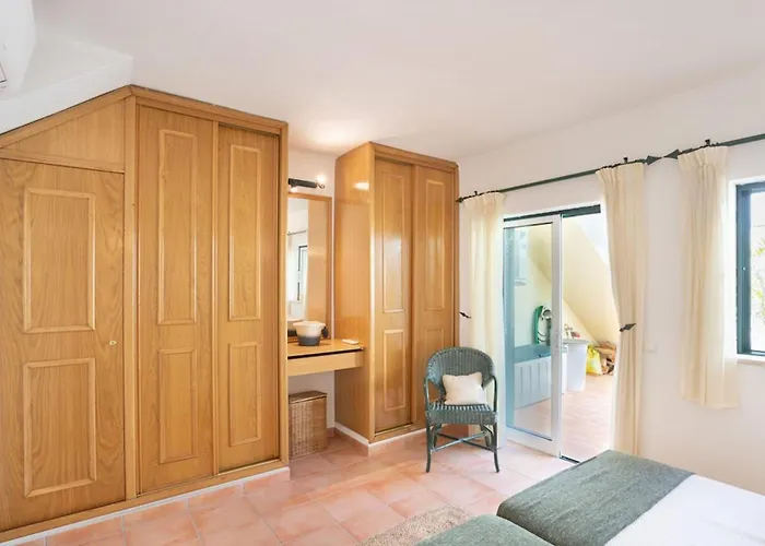 32 Castelo Casa Figueira - Great Townhouse